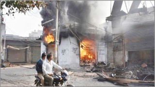 দিল্লিতে বিক্ষোভ-সহিংসতা অব্যাহত: নিহতের সংখ্যা বেড়ে ৪২